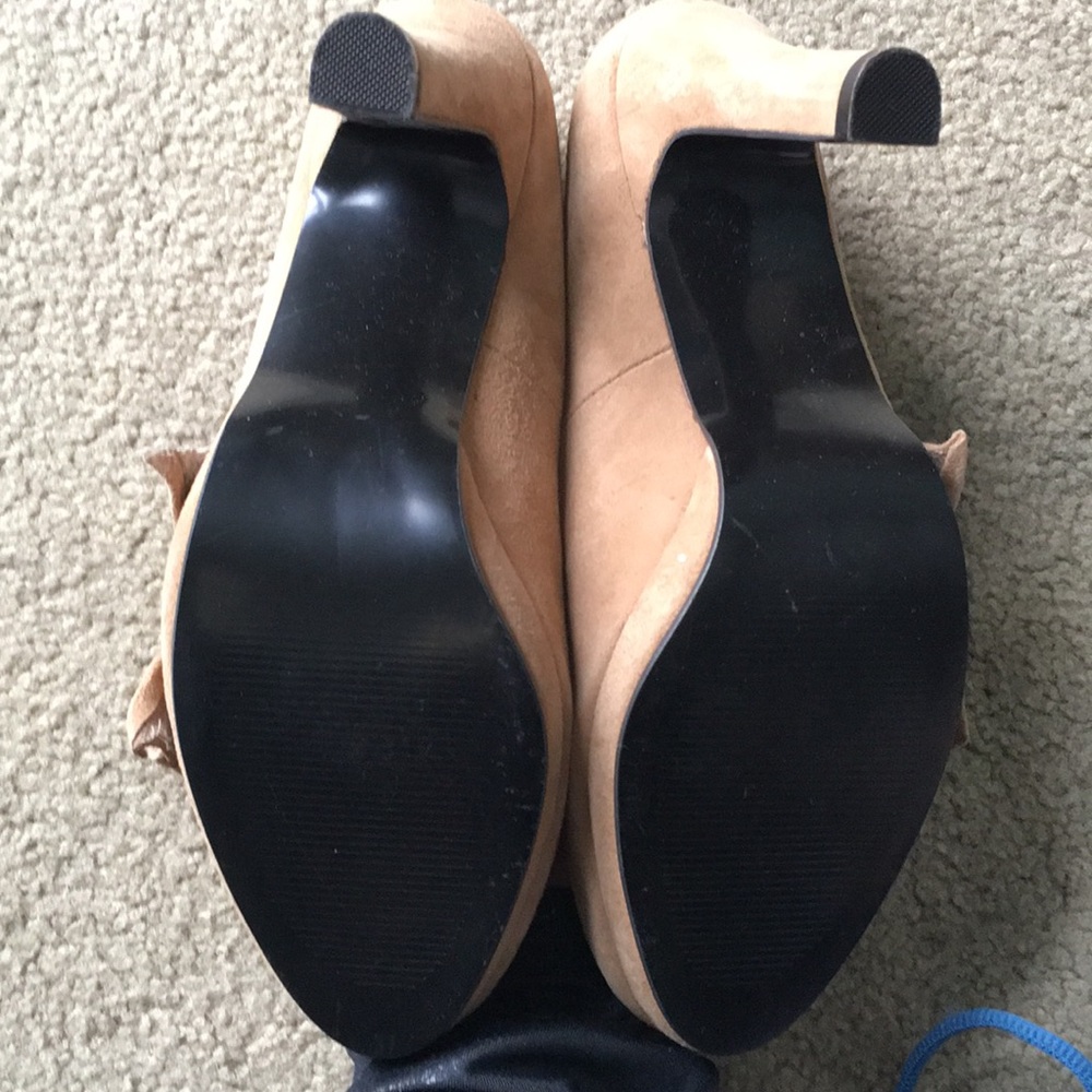 Brand New Colin Stuart Heels - Picture 3 of 3